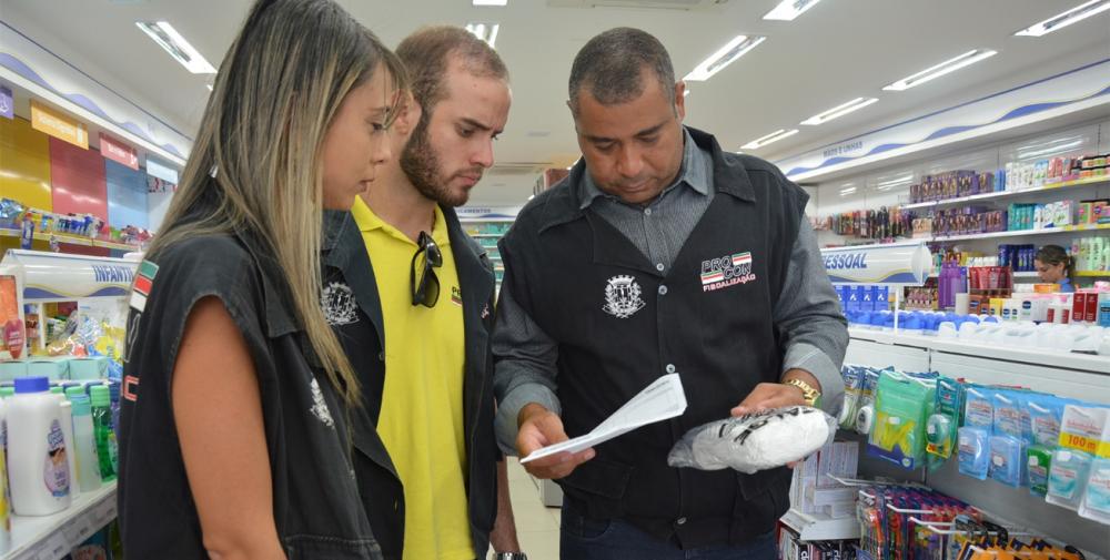 Empresas não aceitam conciliação e são multadas pelo Procon