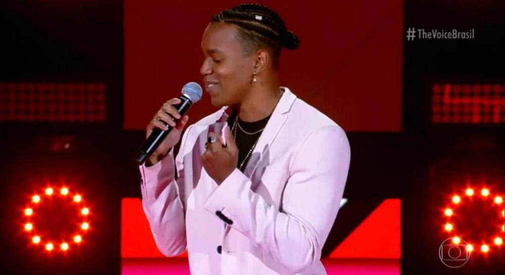 Cantor Noug comemora reconhecimento após participação no The Voice