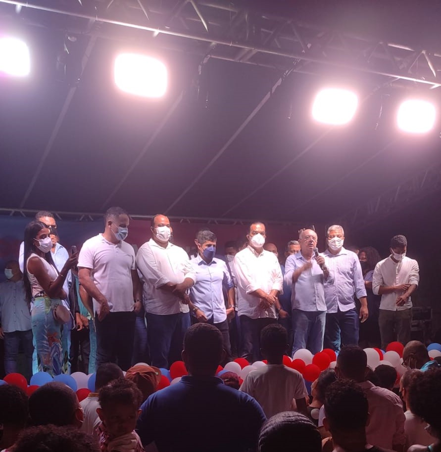 ACM neto visita Santo Amaro e promete: “Compromisso absoluto com a cidade”