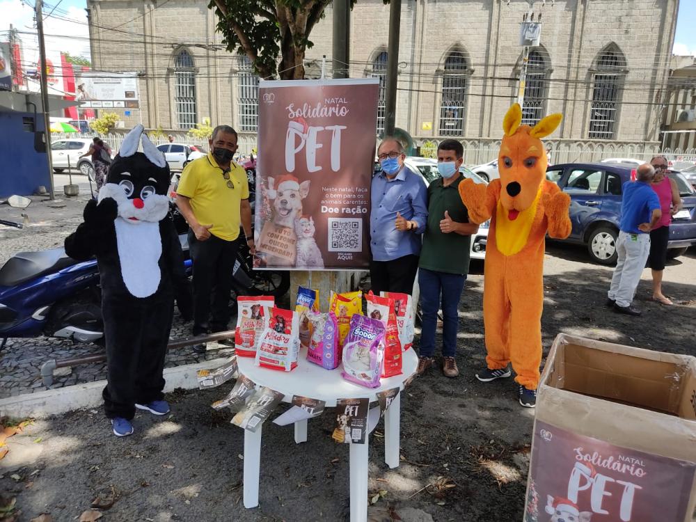 Vereador Petrônio Lima participa da abertura do Natal Solidário Pet