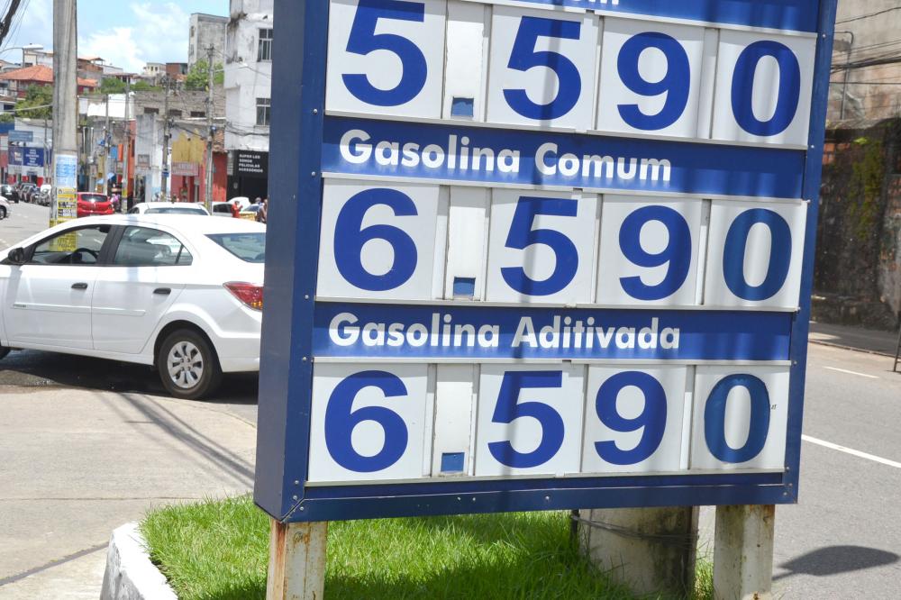 Refinaria de Mataripe manterá preço de gasolina mesmo com redução