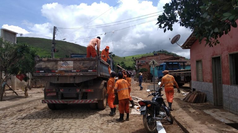 Ações do Governo do Estado para atender vítimas das enchentes são articuladas entre diferentes áreas