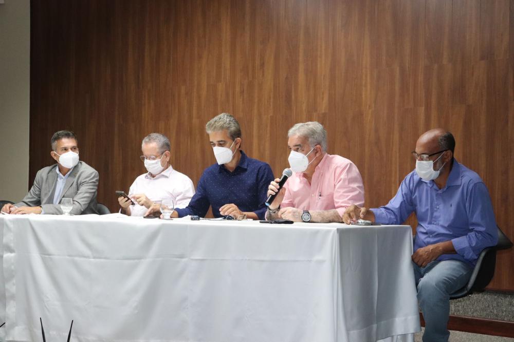 Com deputado Robinson Almeida, Agerba detalha REFIS para trabalhadores do transporte complementar 