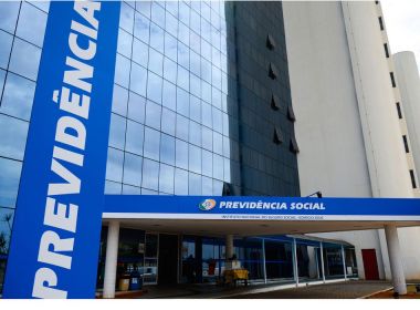 INSS suspende perícia de revisão do auxílio-doença após alta de casos de Covid-19
