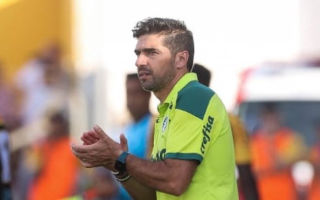 Abel não não vê Paulistão como preparação ideal para o Mundial: 'É o que temos'