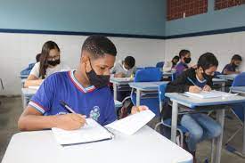 Matrícula segue nesta quarta-feira (26) para concluintes do 5º e 9º ano do Ensino Fundamental das escolas municipais