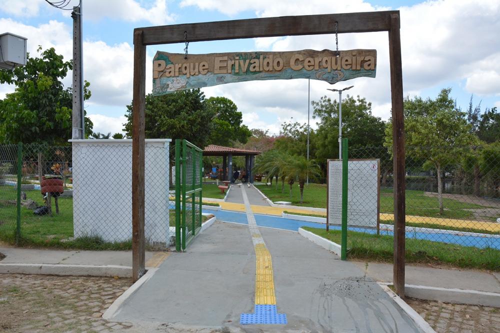 Entrada pequenos animais domésticos é liberada nos parques públicos de Feira de Santana