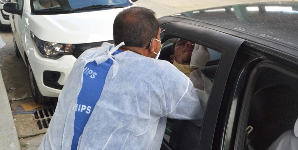 Aumento de profissionais diagnosticados com Covid preocupa Saúde e prejudica serviços