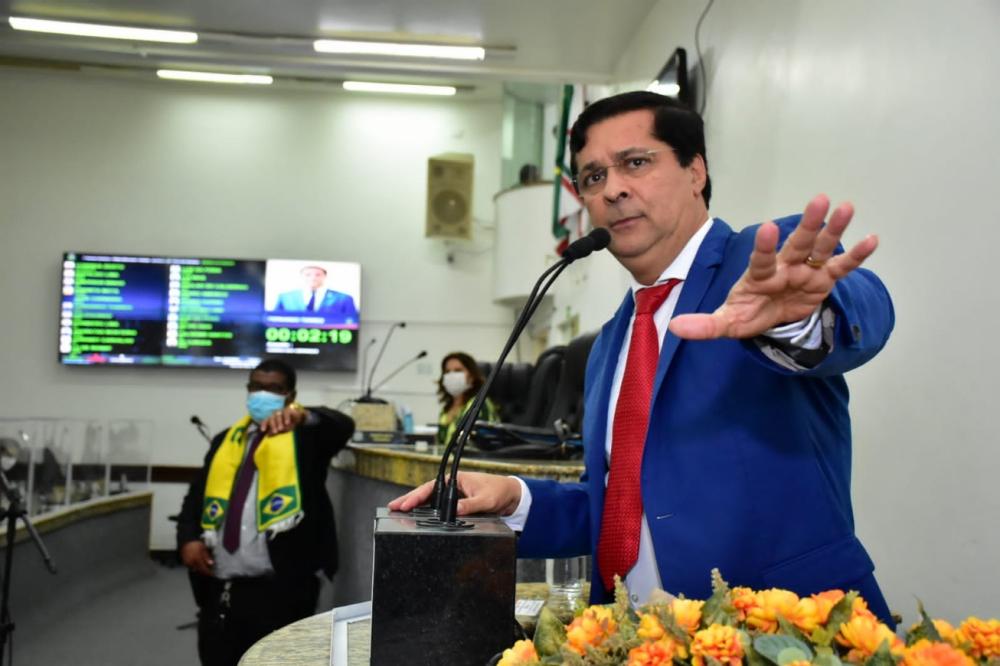 Fernando torres disse que Câmara aguarda a devolução da LDO com a inclusão das emendas aprovadas pelos vereadores