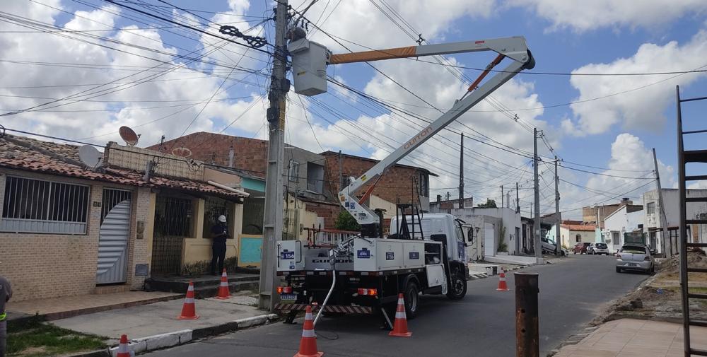 Pedra do Descanso começa a ganhar moderna iluminação em LED