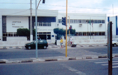 Presidente da OAB ressalta importância do atendimento presencial em audiências de instrução