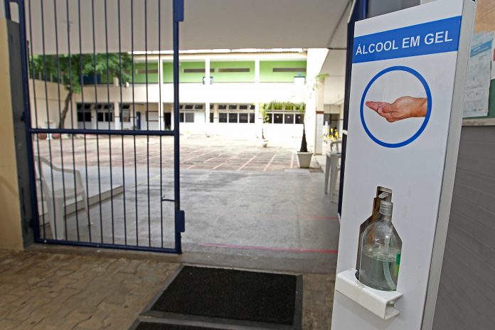 Escolas da rede estadual são preparadas com protocolos de biossegurança para início do ano letivo