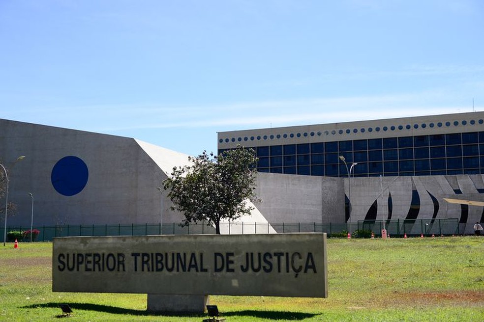 STJ prorroga afastamento de desembargadores e juíza investigados por esquema de venda de sentenças na Bahia