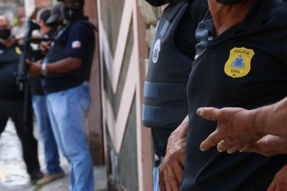 Funcionários da Lemos Brito e detentos são ouvidos pela polícia